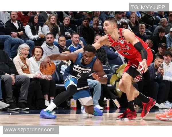 🏀公牛两主力伤退下半场崩盘不敌森林狼 爱德华兹23分 里德33+7