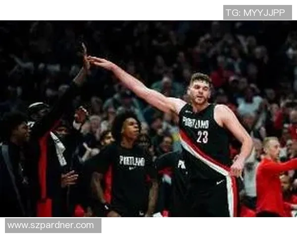 练出三分了？克林根近10场比赛三分球25中15，命中率60%