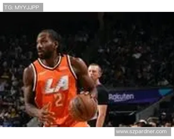 快船17分逆转勇士！小卡23+8里程碑 加兰快船首秀12分追梦5中1